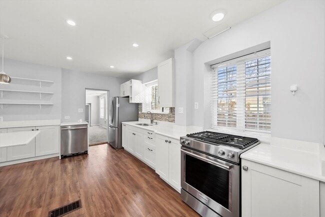 Photo - 11731 S Bell Ave