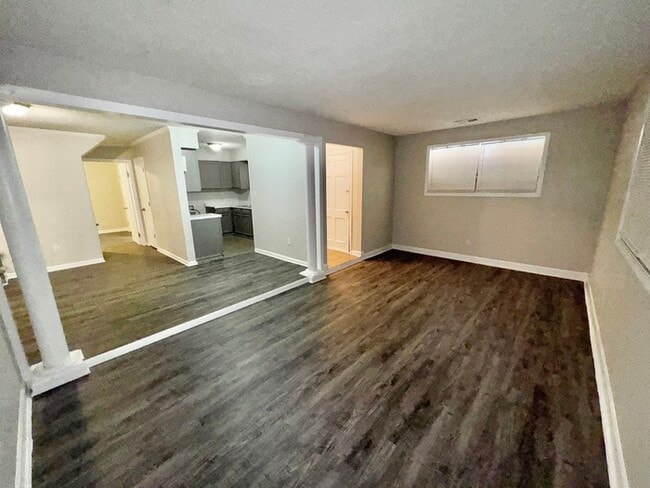 Photo - 4036 Navaho Ave