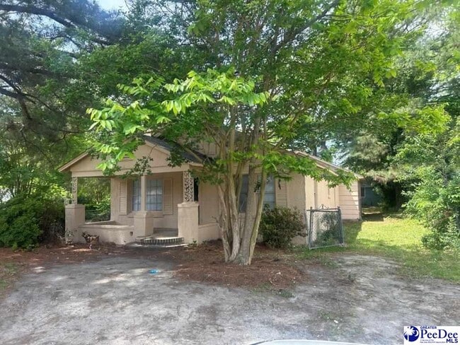 Photo - 801 Chase St