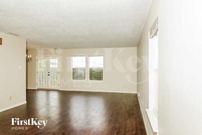 Photo - 1181 Kenwood Dr