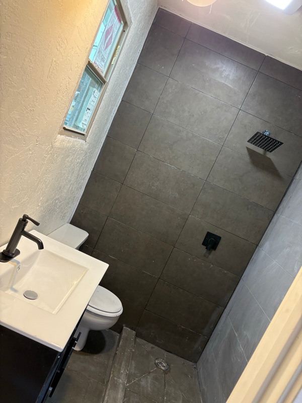 Photo - 4705 Yosemite Blvd Unidad B