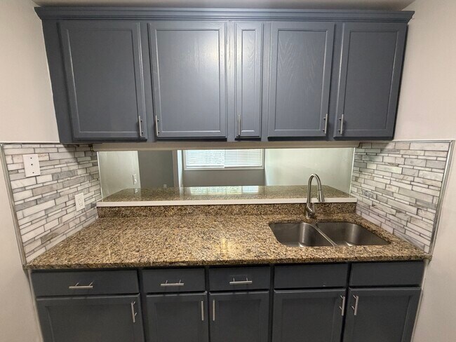Updated Kitchen, all new cabinetts