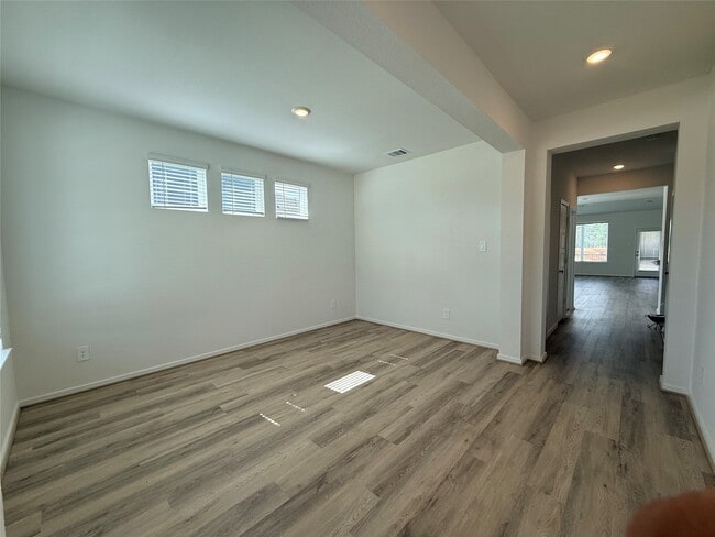 16262 Parish Pointe Ct