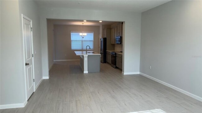 Photo - 438 Lady Palm St