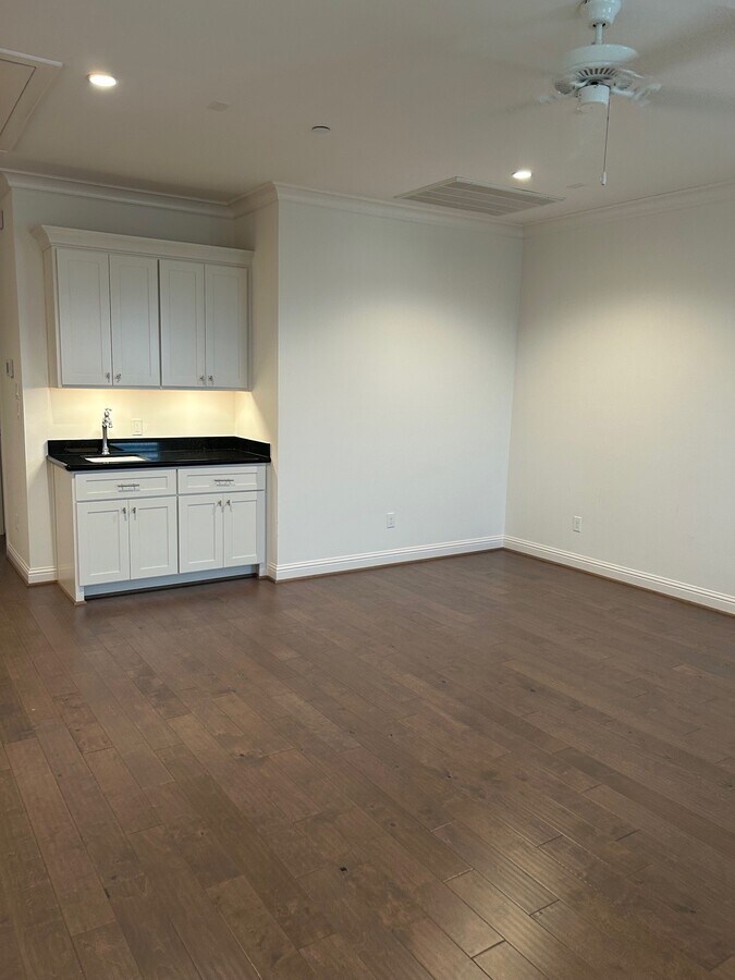 Photo - 2548 N Bay Pl