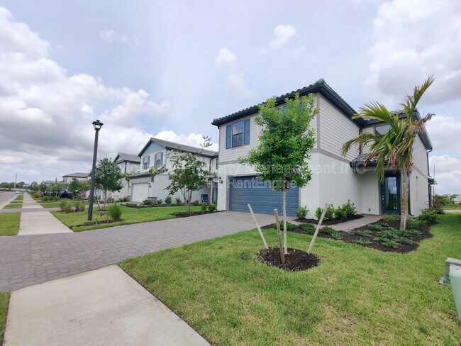 Photo - 6136 Baywood Ct