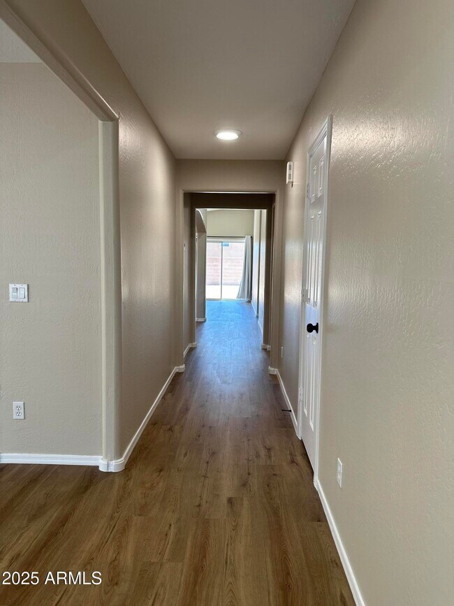 Photo - 25211 W Lamont Ave