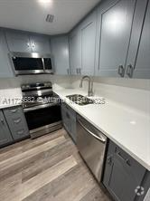 Building Photo - 4301 Collins Ave Unit # 208 Rental