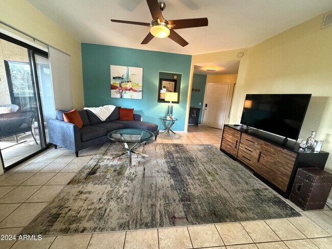 15050 N Thompson Peak Pkwy Unidad 1065