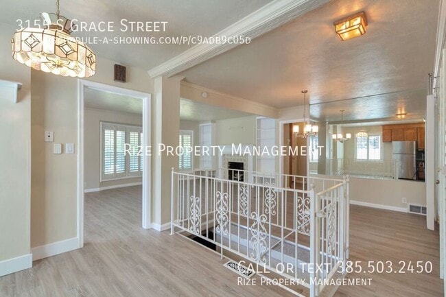 Photo - 3155 S Grace St