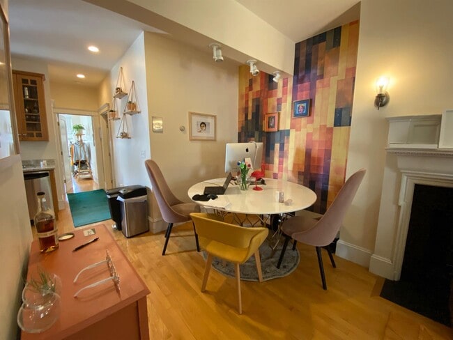 Photo - 10 Arlington St Unit 4