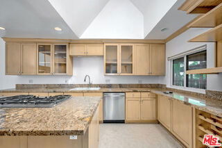 Photo - 4250 Vía Dolce