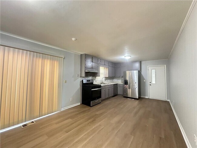 Photo - 967 Pine Roc Dr