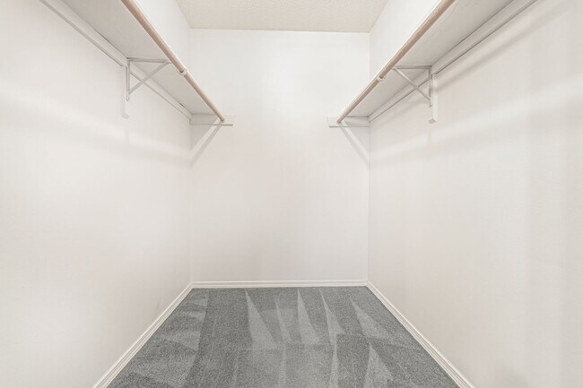 Photo - Rogers Duplex in Desirable Location!