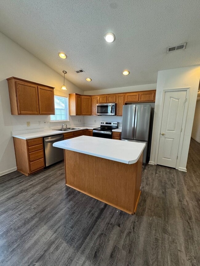 Photo - 1480SF 3BR 2BA