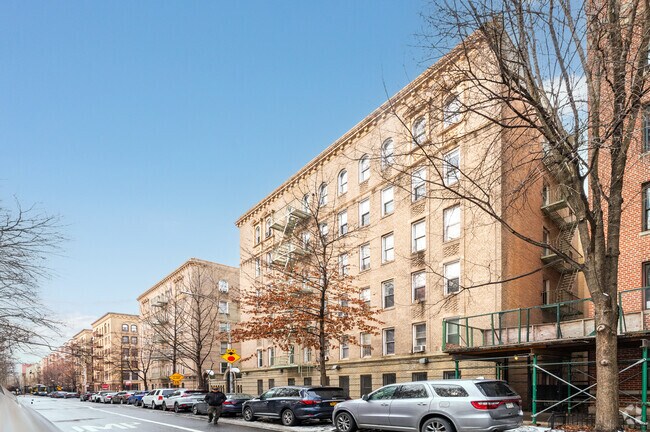 Photo - 811 Walton Ave