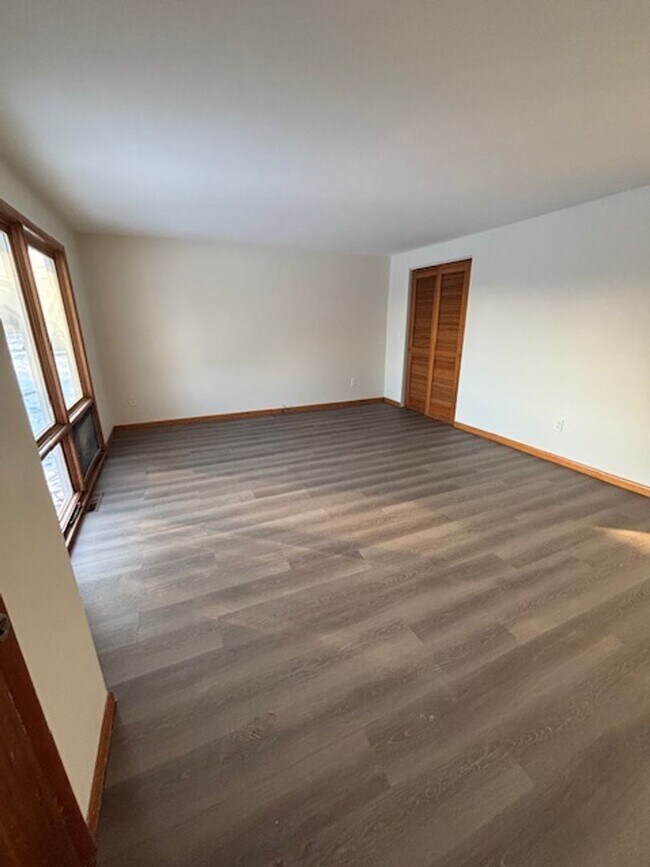 Photo - 6463 Wells Dr Unit 6463