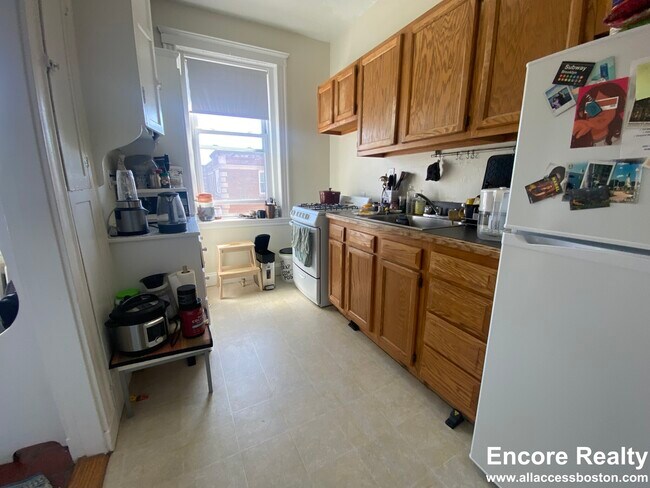 Photo - 66 Chiswick Rd Unit 9