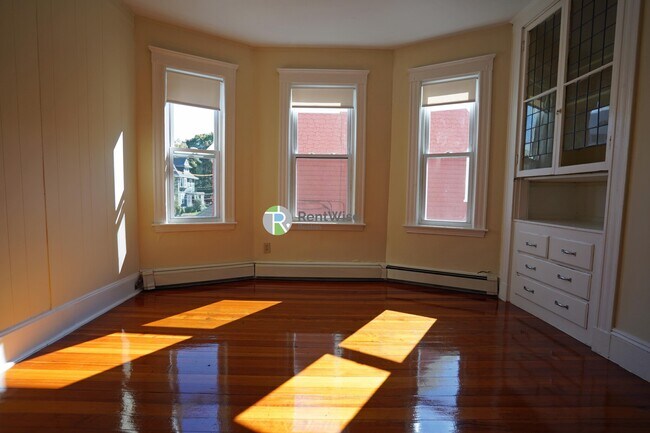 Photo - 4 Imrie Rd Unit 2