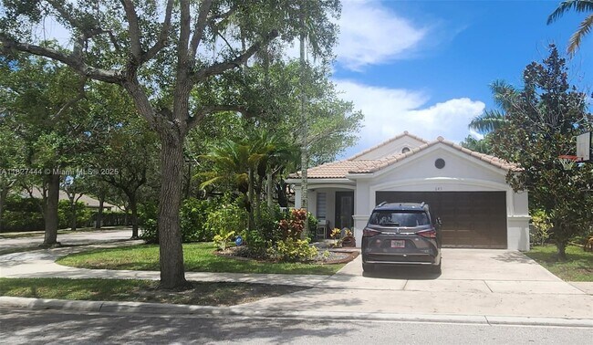 Photo - 643 Conservation Dr Casa