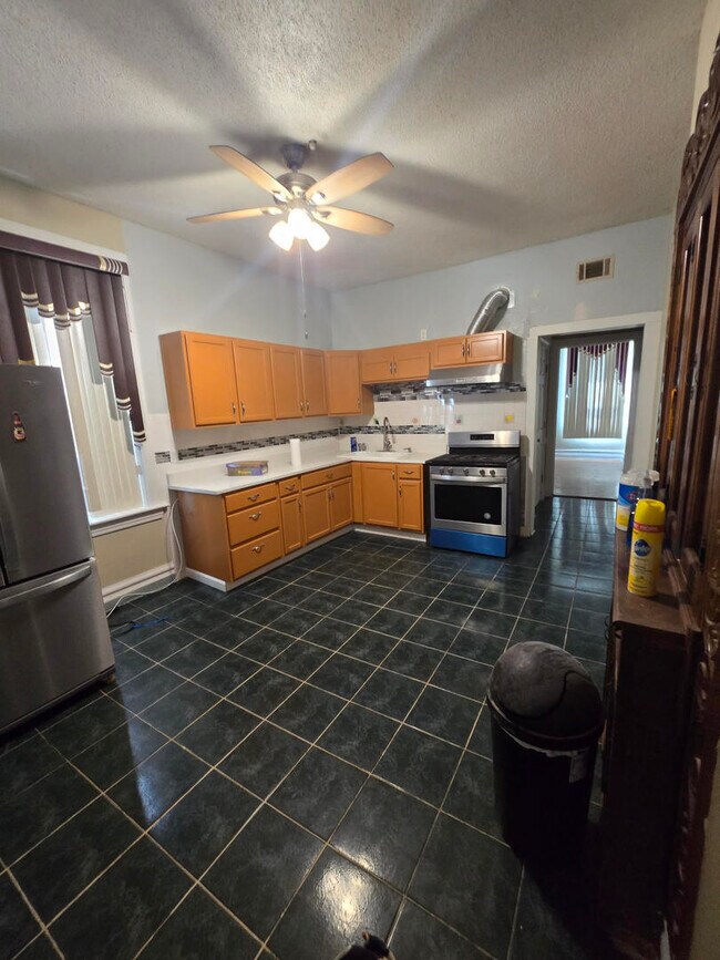 Photo - 2741 S Trumbull Ave