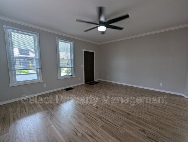 Photo - 603 Lavina St