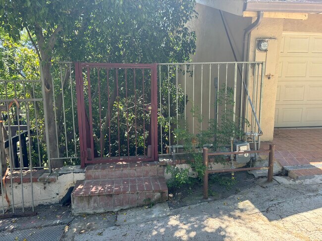 Photo - 11640 Amanda Dr