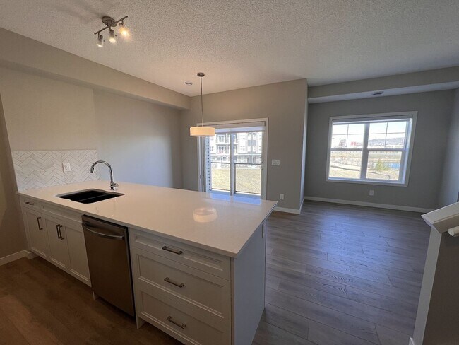 Photo - Gorgeous 2 bedroom, 2 bathroom brand new build in Fireside. (IP081)