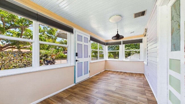 Photo - 5026 26th Ave S