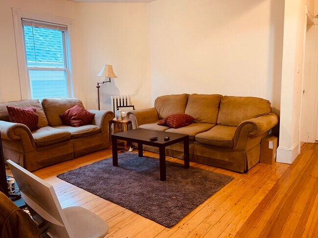 17 Sachem St Unit 3