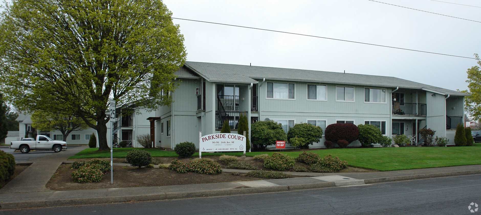 Parkside Court - Parkside Court Apartments
