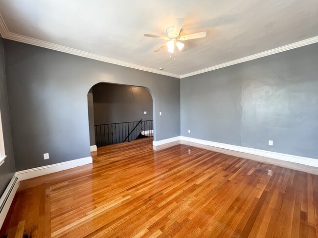 Photo - 144 Winchester St Townhome