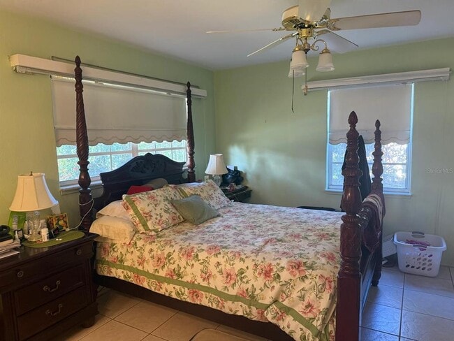 Photo - 1827 Alta Vista St