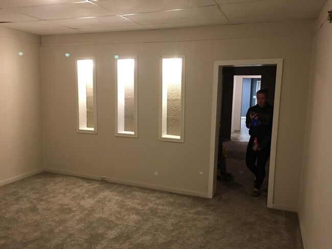 Front Bedroom - 319 W 10th St Unit 1