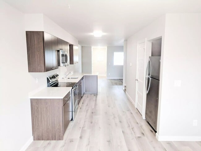 Photo - 8300 SE Flavel St Unit 101