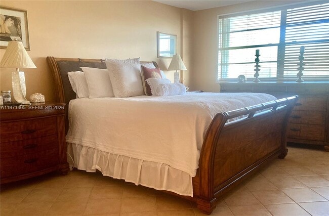 Photo - 177 Ocean Ln Dr Unit 204