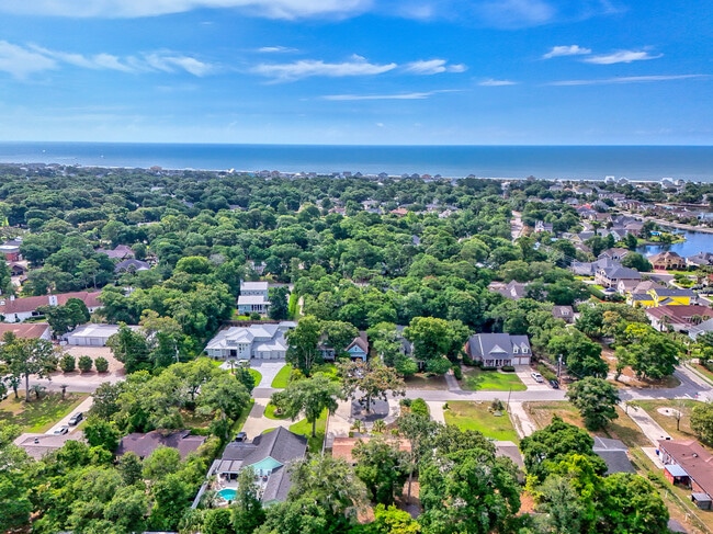 807 Bellamy Rd