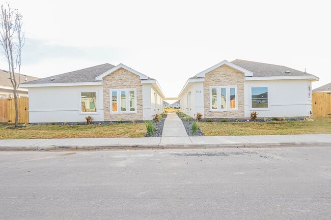 Photo - 918 N Blair Ave