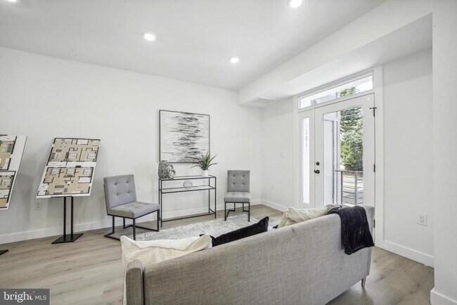 Photo - 2495 Alabama Ave SE Unidad 201