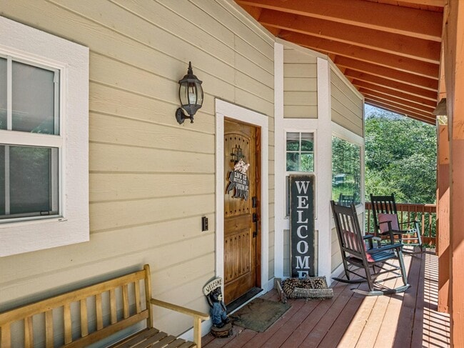 Photo - 1171 Yukon Dr