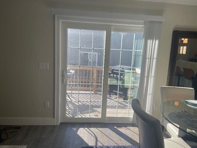 Photo - 28 Campbell Dr Unit B