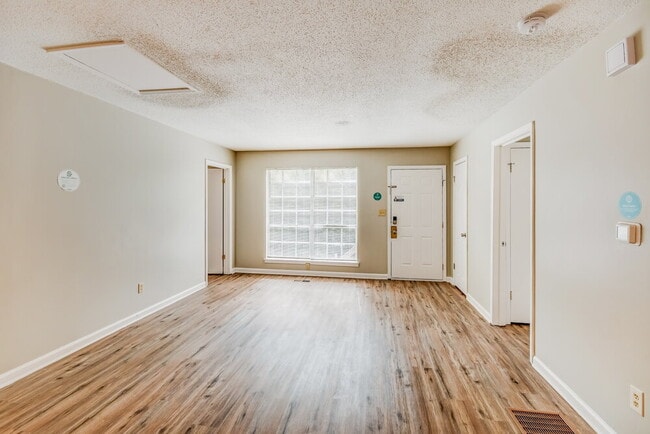 Photo - 1512 Marlin Springs Rd