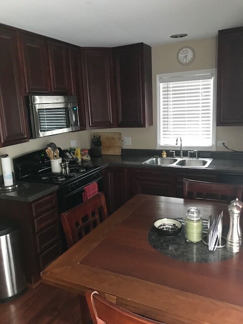 Photo - 204 Grant Drive