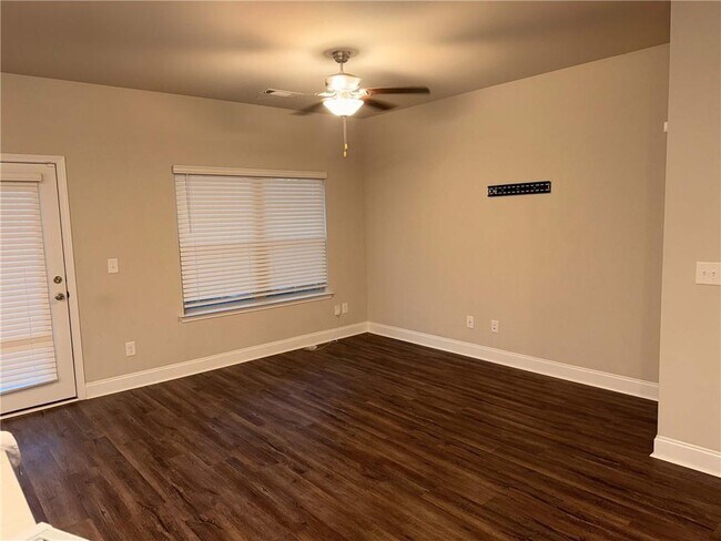 Photo - 480 Rockfern Ct