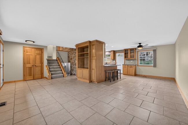 Photo - 135 Jeffery Ln