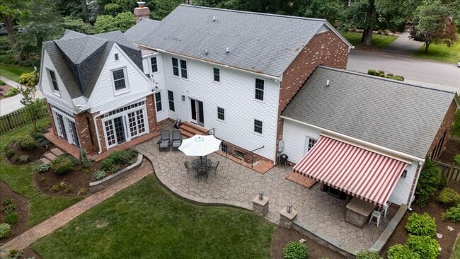 Photo - Spacious Home with Fenced Yard Exclusive Access to Hethwood Amenities