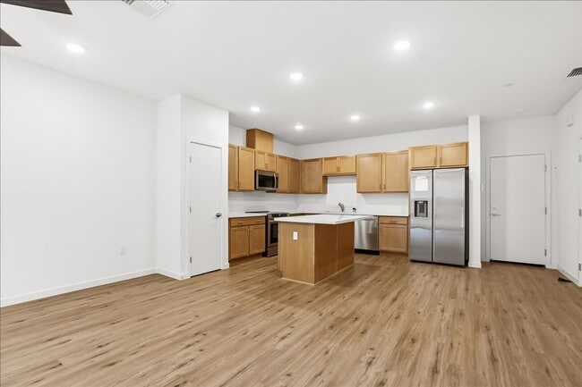 Photo - 6117 Bridgecross Dr