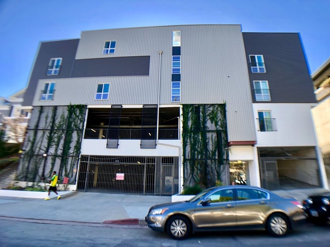 Photo - 641 Gayley Ave