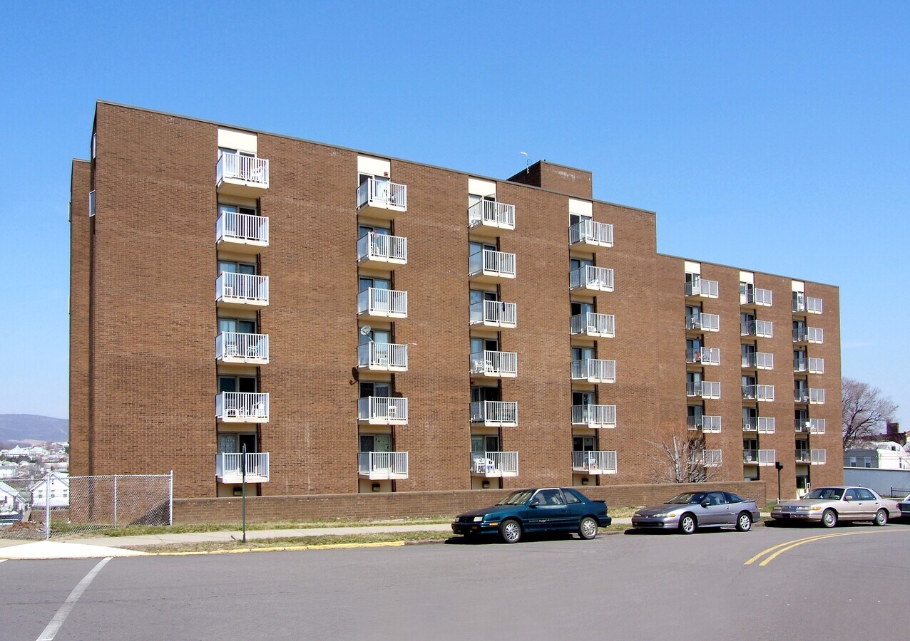 View from the southeast - East End Towers