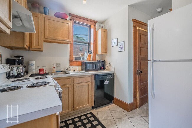 Photo - 751-753 Hunter Ave Unit 751 Hunter Ave
